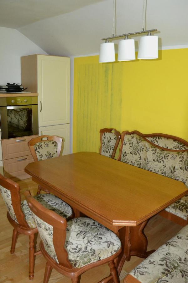 Apartma Ob Potoku Luce Luaran gambar