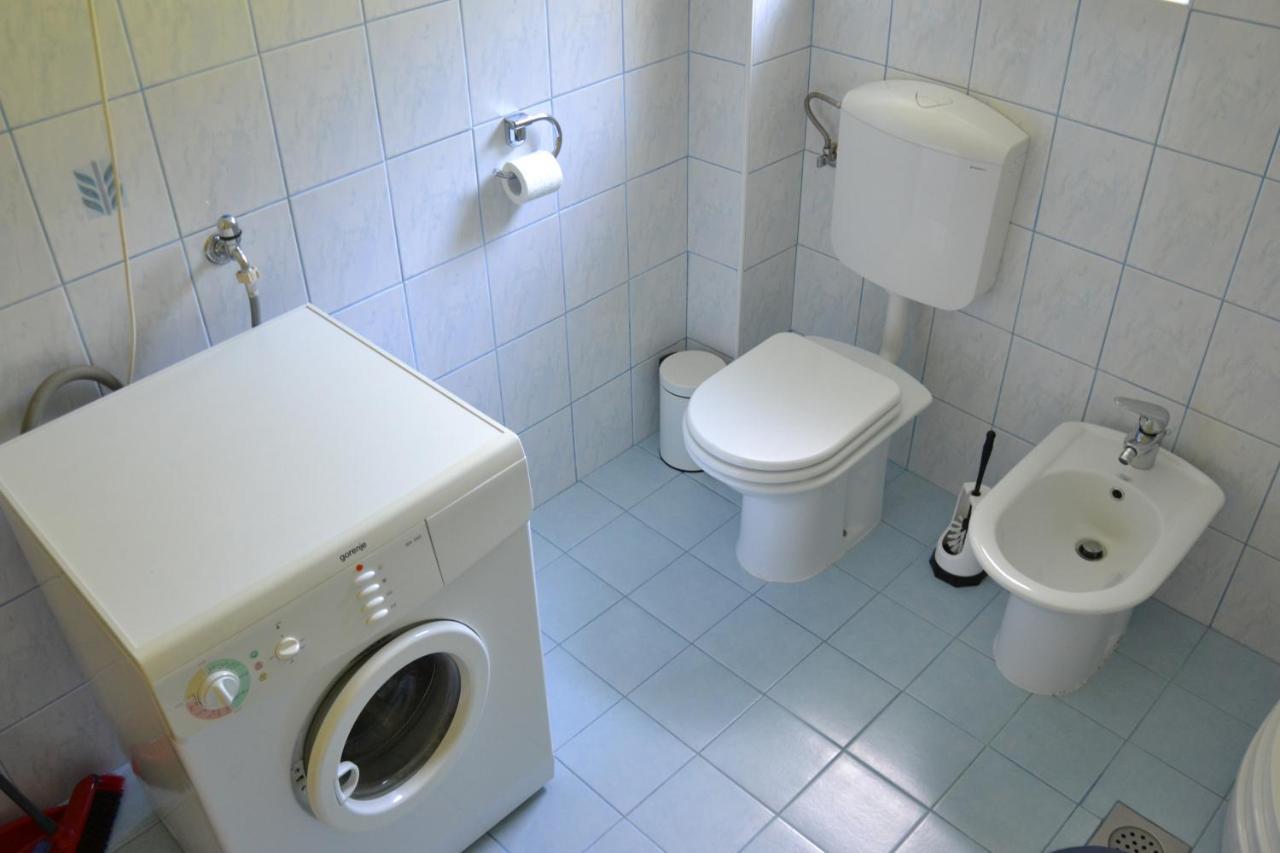 Apartma Ob Potoku Luce Luaran gambar